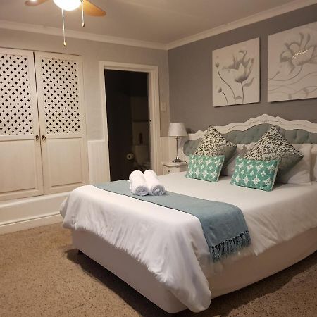 Azure House Hotel Knysna Buitenkant foto