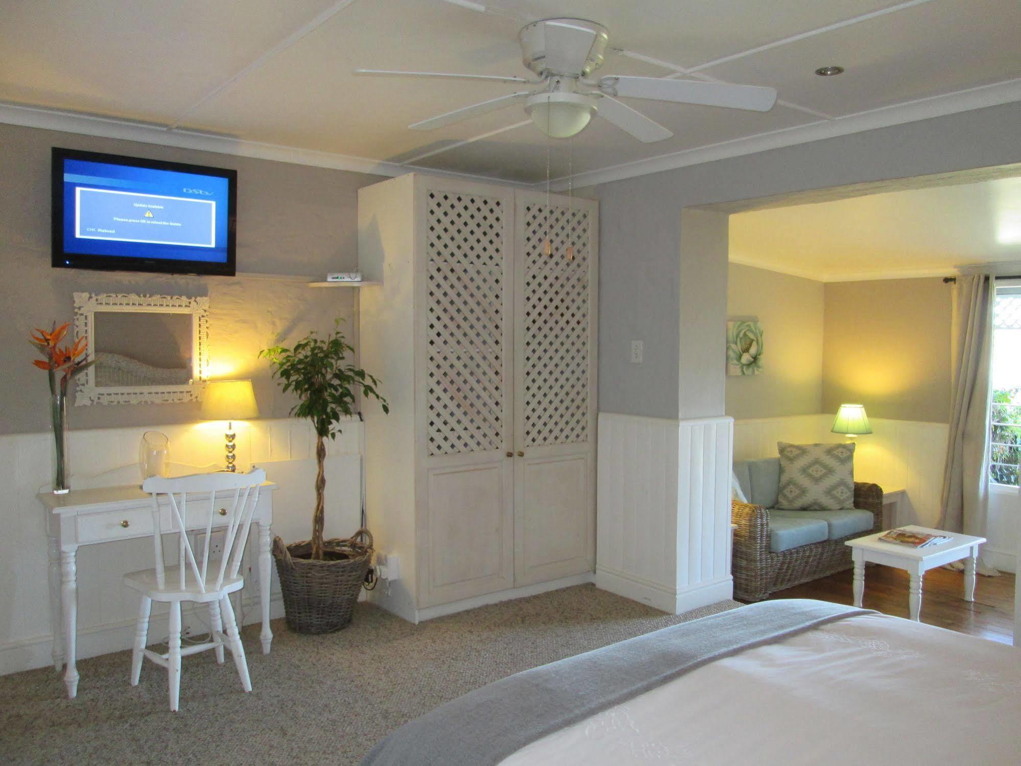Azure House Hotel Knysna Buitenkant foto